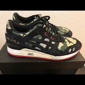ASICS gel lyte Camo size 10